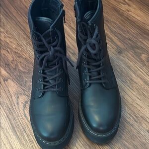 Steve Madden Betty Black Combat Boots with Lace-Up Design & side zipper.
